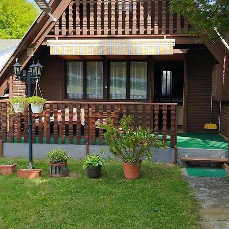 Balatonmariafuerdo Szabo Apartman Luaran gambar