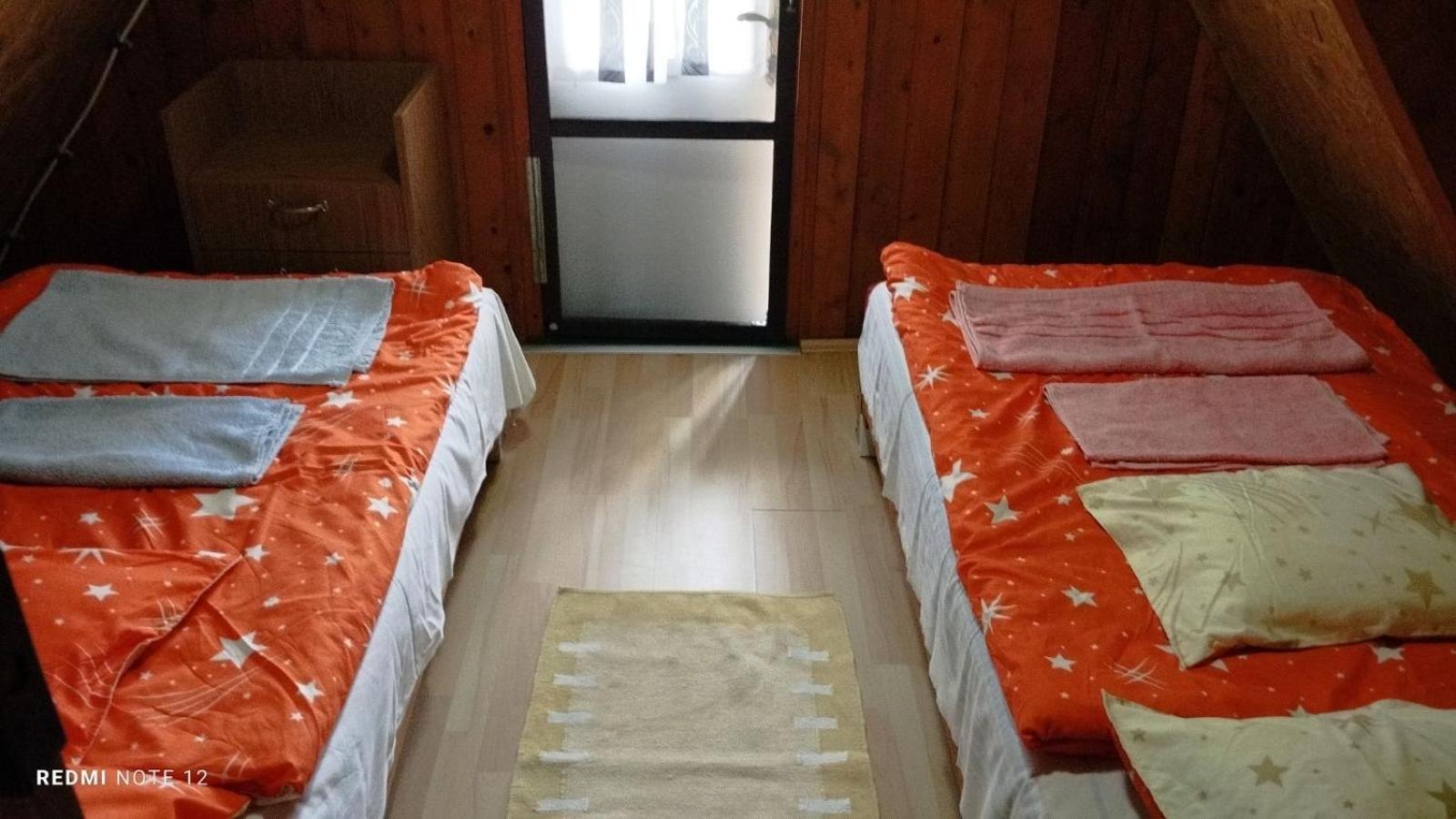 Balatonmariafuerdo Szabo Apartman Luaran gambar